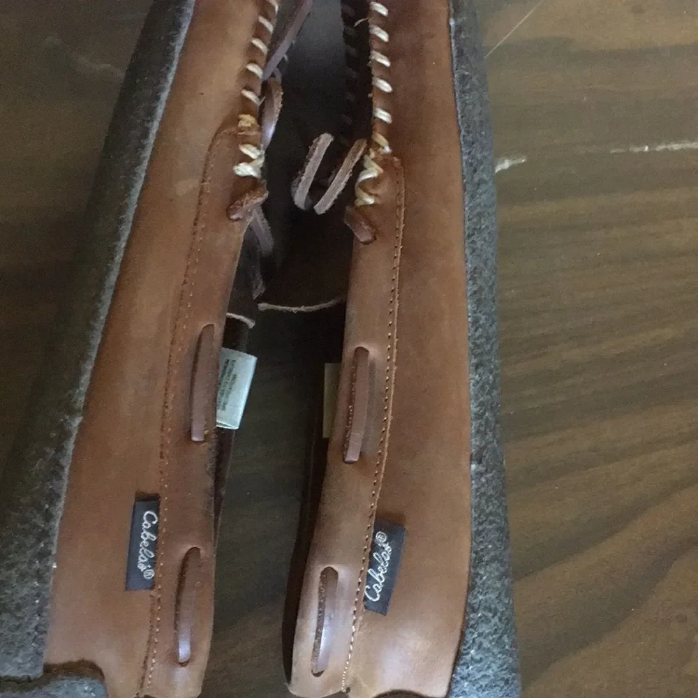 Cabelas leather moccasins